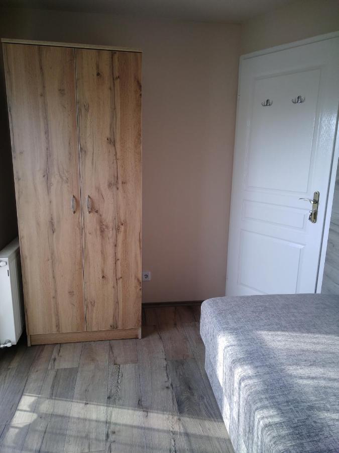 Budai Vam Apartmanhaz Peçuy Dış mekan fotoğraf