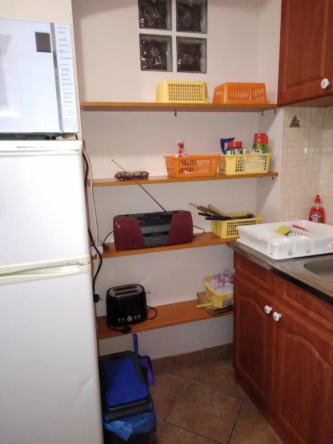 Budai Vam Apartmanhaz Peçuy Dış mekan fotoğraf